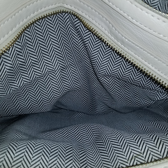 Steve Madden Satchel Crossbody - Picture 8 of 9